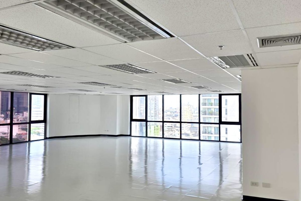 Office @Sathorn, just 350m to BTS Saint Louis