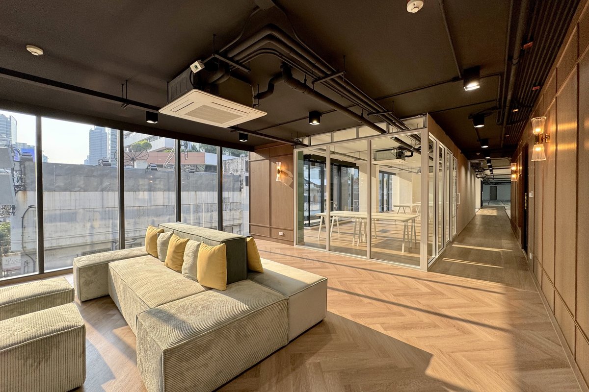 New Boutique Office, Air Con 24hr, 300m to BTS Chong Nonsi