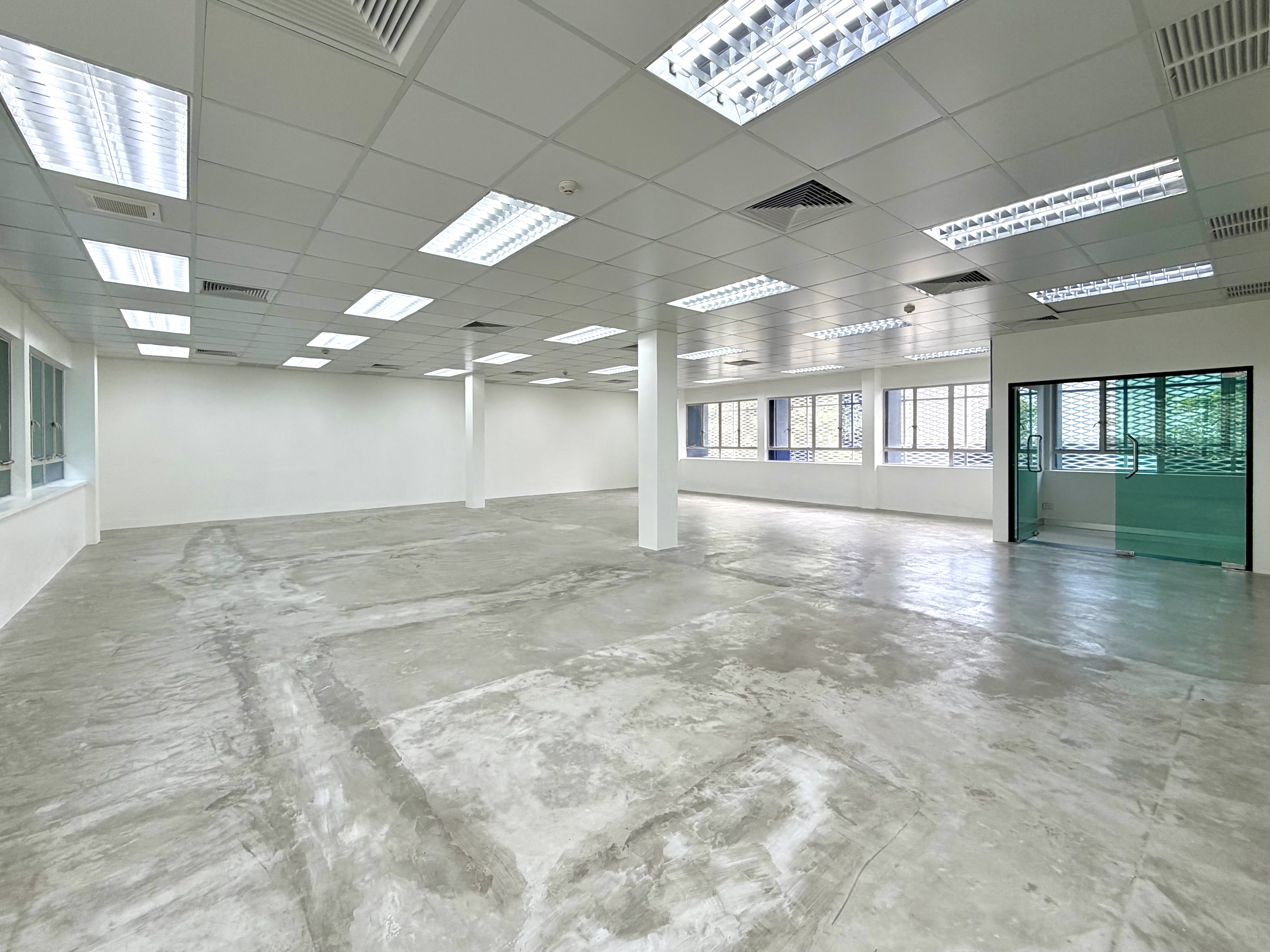 Office next to BTS Surasak, 24hr AC, Café On-Site
