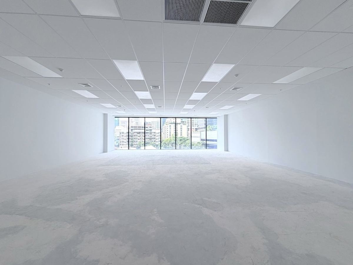 New Grade A Office, near BTS Chong Nonsi / MRT Lumphini