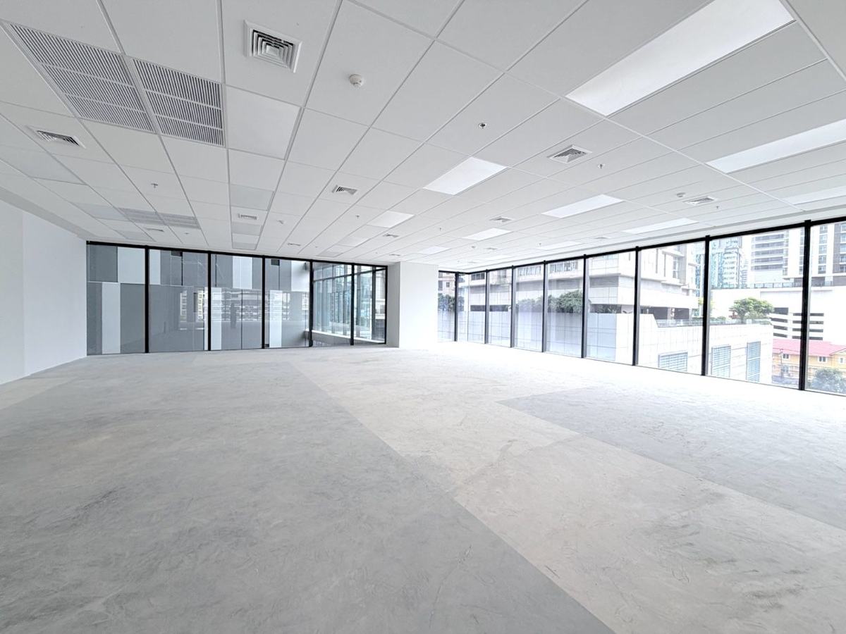 New Grade A Office, near BTS Chong Nonsi / MRT Lumphini