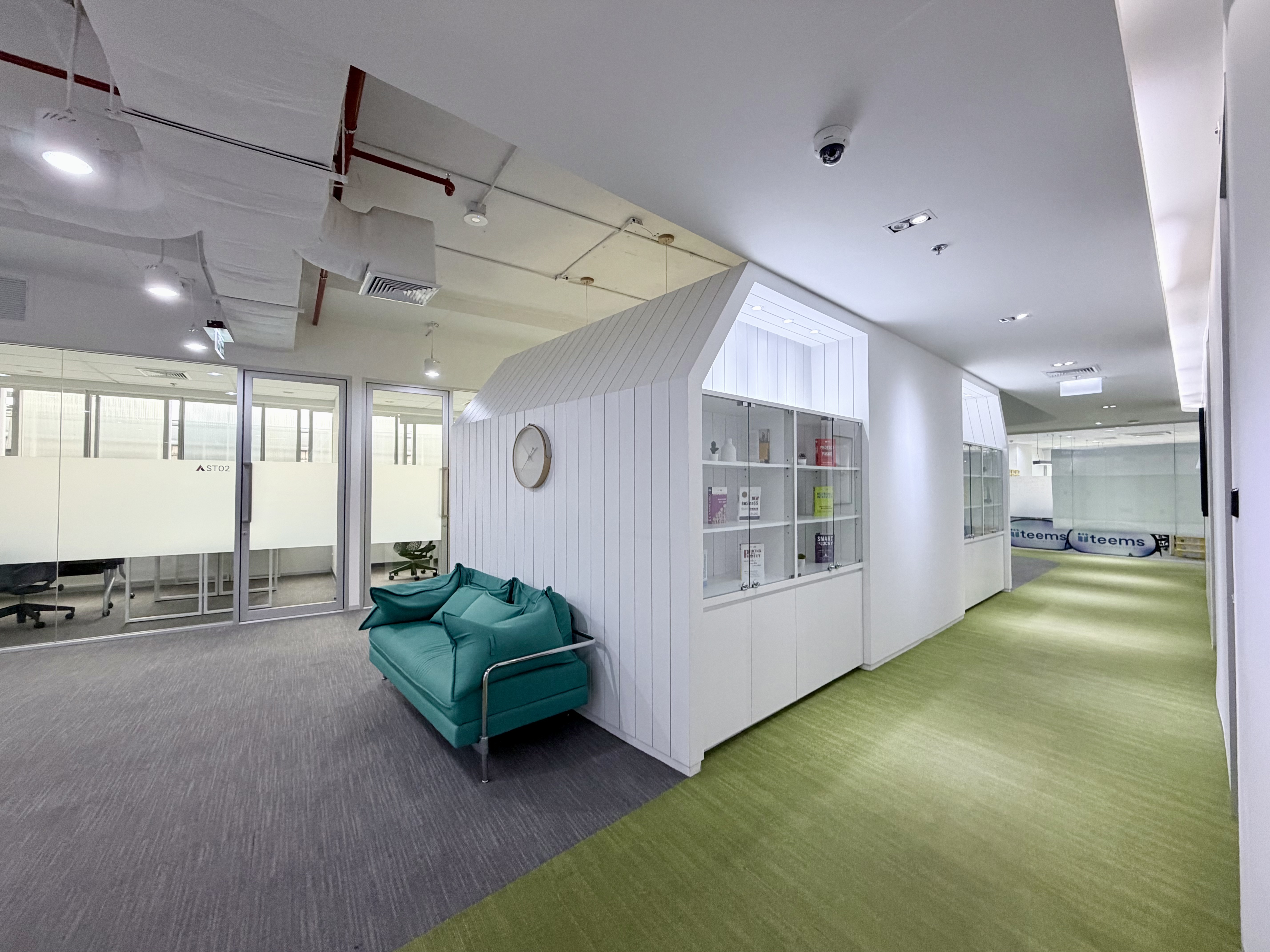 New Serviced Office, All-inclusive! 100m from BTS Saint Louis